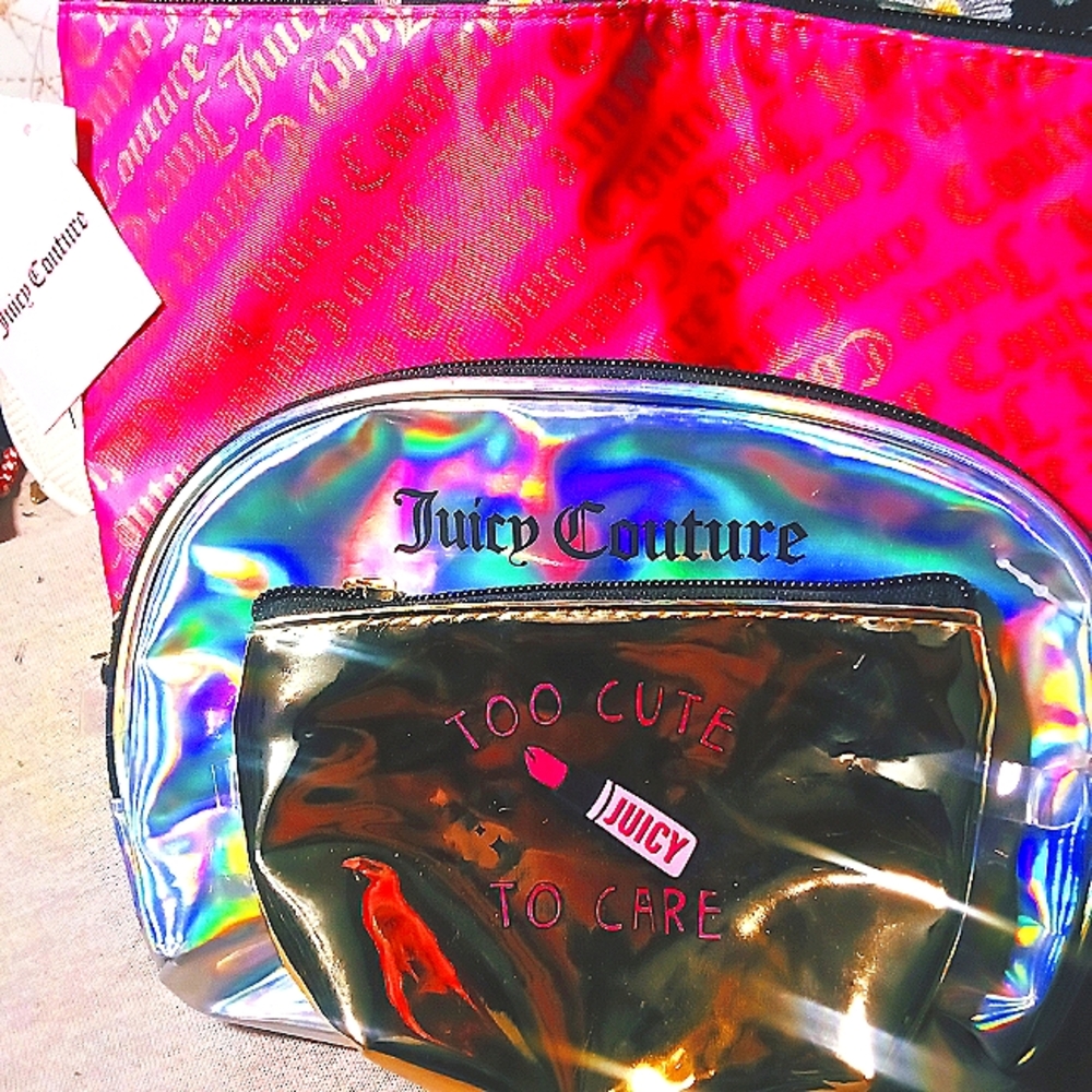 JUICY COUTURE COSMETIC BAG SET (3 bags)